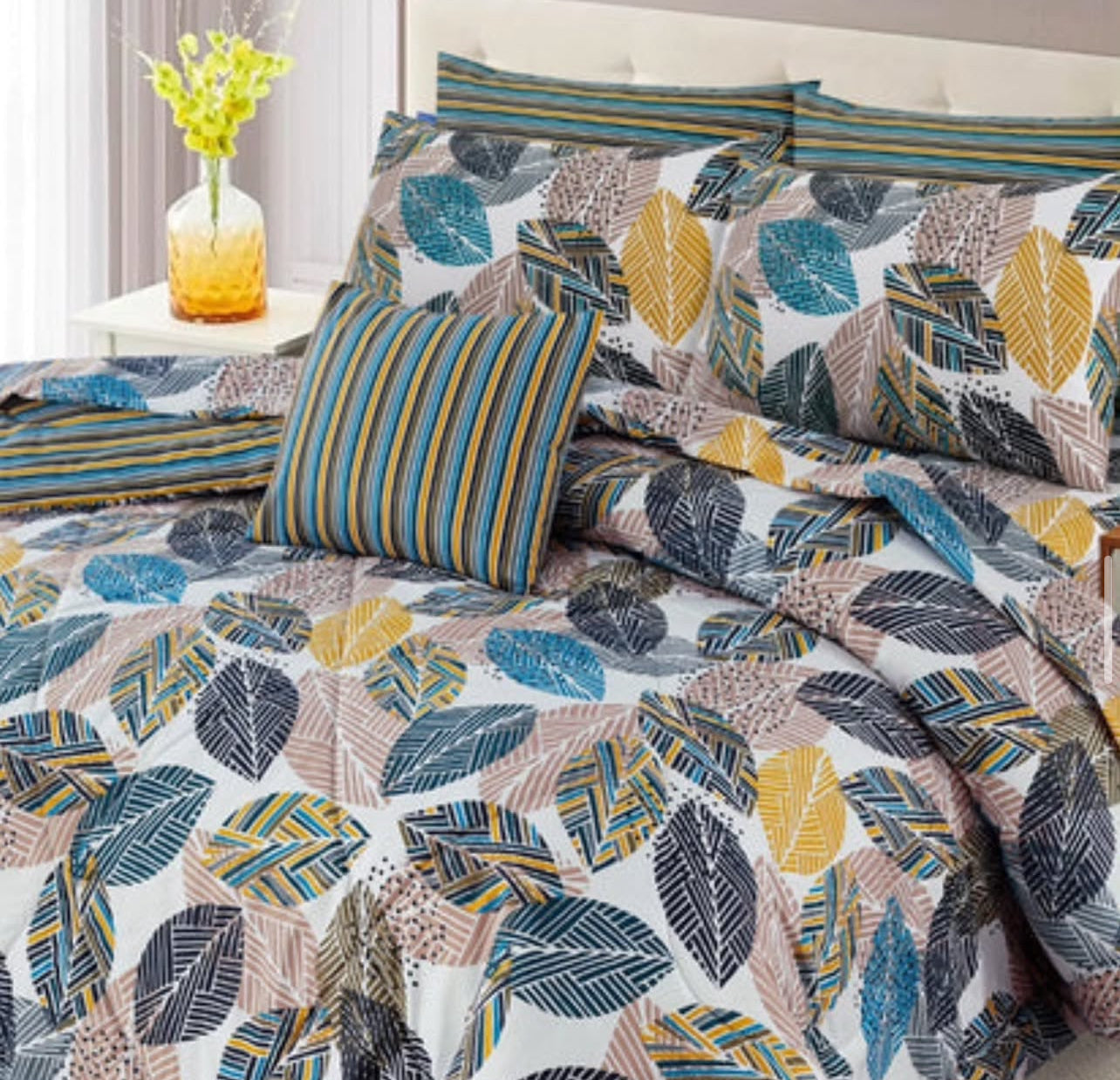 New 7 pcs - Comforter Set - CM01